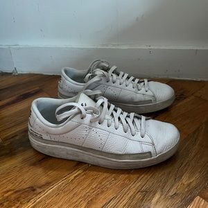 Nike Blazer Low Leather Sneakers